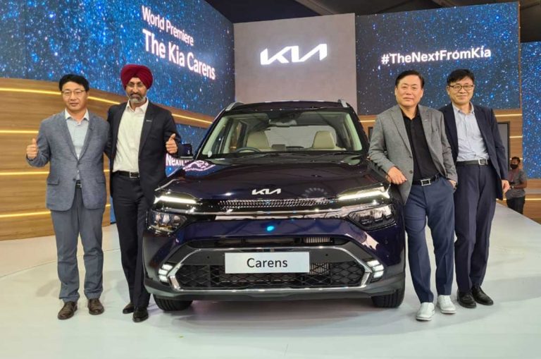 Kia Carens किआ कैरेन्स की बुकिंग 14 जनवरी से शुरू, बेहद शानदार फीचर्स से लैस कार, टीजर भी जारी