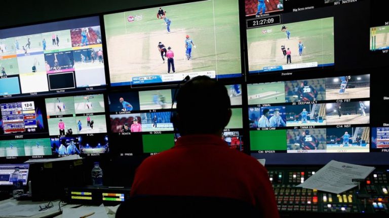 Sports Broadcasting भारतीय उपमहाद्वीप मैच के मीडिया राइट्स की अलग से होगी नीलामी,  मुकेश अंबानी की स्पोर्ट्स ब्रॉडकास्ट पर नजर