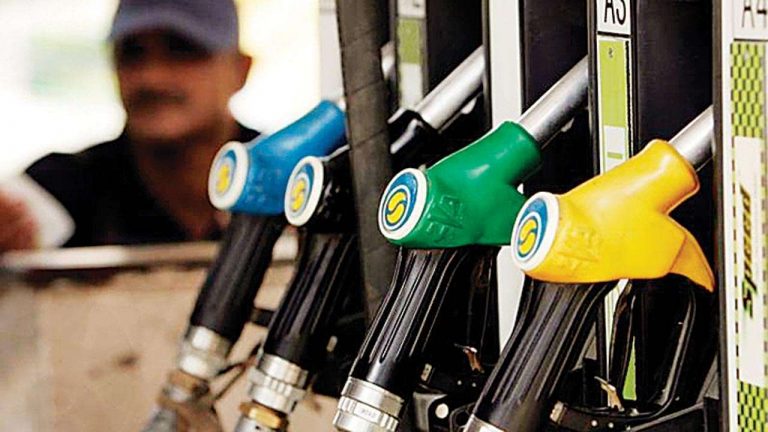 Petrol Price: आज भी नहीं बदला पेट्रोल डीजल का भाव, चेक करें अपने शहर का भाव