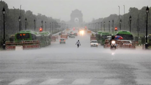 Rain in Delhi Today