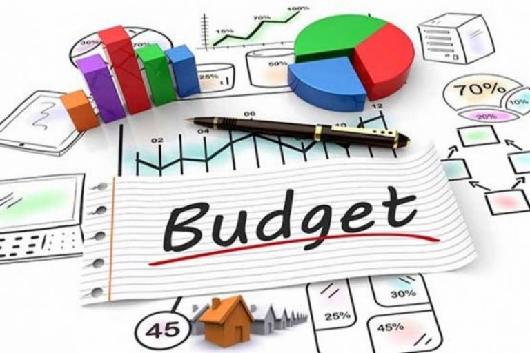 2022 Union Budget: वर्क फ्रॉम होम करने वालों को सर्कार की तरफ से 50,000 रुपए का गिफ्ट!