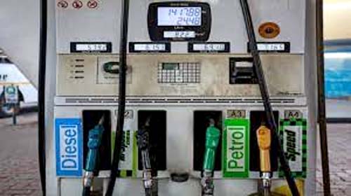 Petrol Price In India अंतरराष्ट्रीय स्तर पर बढ़ रहे कच्चे तेल के दाम, देश में 68 दिन से स्थिर, क्या चुनाव है वजह