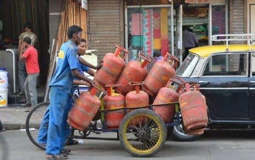 How To Book LPG Without Internet : जानिए बिना स्मार्टफोन और इंटरनेट के भी एलपीजी डिजिटल ऑर्डर कैसे करे