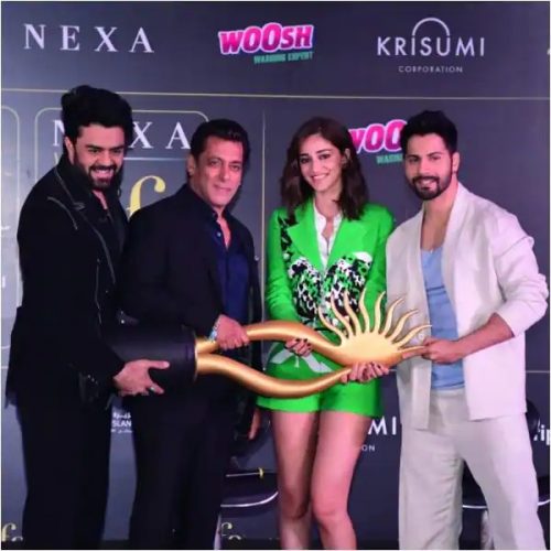 IIFA Awards 2022 :  IIFA के प्रेस कॉन्फ्रेंस में चार्म और ग्लैमर लाये सलमान खान, वरुण धवन, अनन्या पांडे !