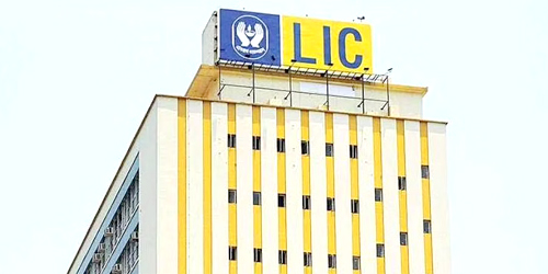 Petition challenging changes in LIC Act Dismissed