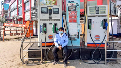 Petrol Diesel Price Hike : 4 दिन में 2.40 रुपए बढ़ी पेट्रोल की कीमत