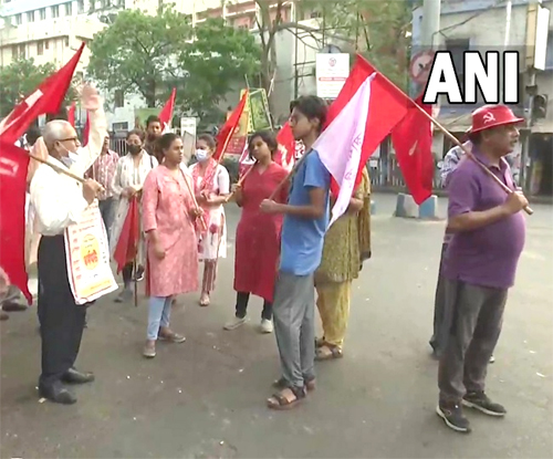 Trade Unions Strike : 2 दिवसीय हड़ताल, बैंकिंग और ट्रांसपोर्ट सर्विस पर दिखा बुरा असर