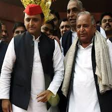 Akhilesh Yadav Meet Mulayam Singh