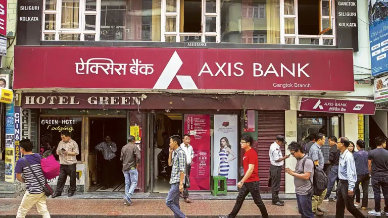 Axis Bank: एक्सिस बैंक में बल्क एफडी दरों पर ब्याज दरों में किया बदलाव