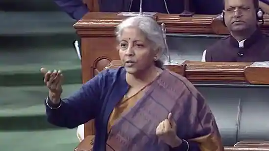 FM in Lok Sabha: लोकसभा में बोलीं वित्त मंत्री- यह दुखद है कि संसद में मौजूद कुछ लोग भारतीय अर्थव्यवस्था की वृद्धि से नाखुश, विपक्ष को इससे दिक्कत